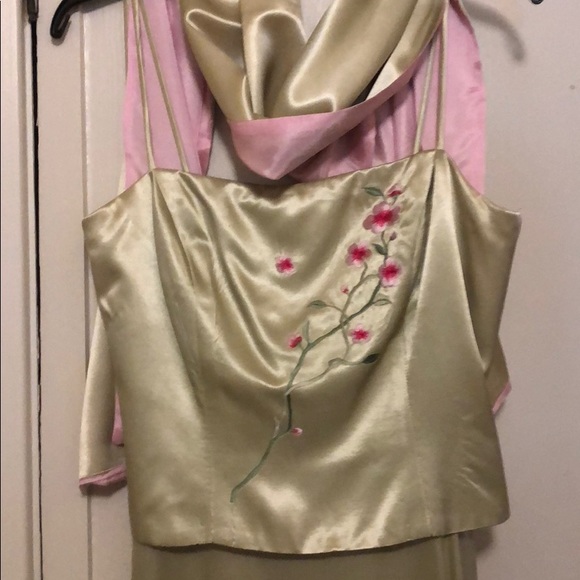 Evening dress - Picture 3 of 3